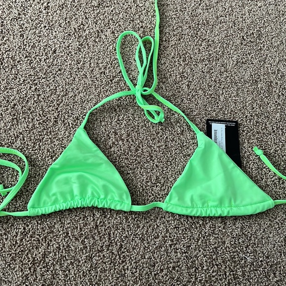 2 Neon PrettyLittleThing String Bikini Tops - Picture 3 of 6